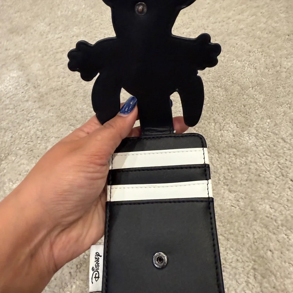 Loungefly lilo and stitch skeleton  Disney Key & Card Holder